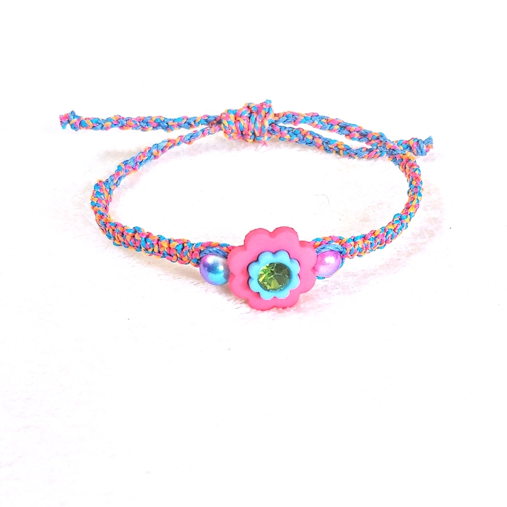 New✨Floral Hemp Bracelet
